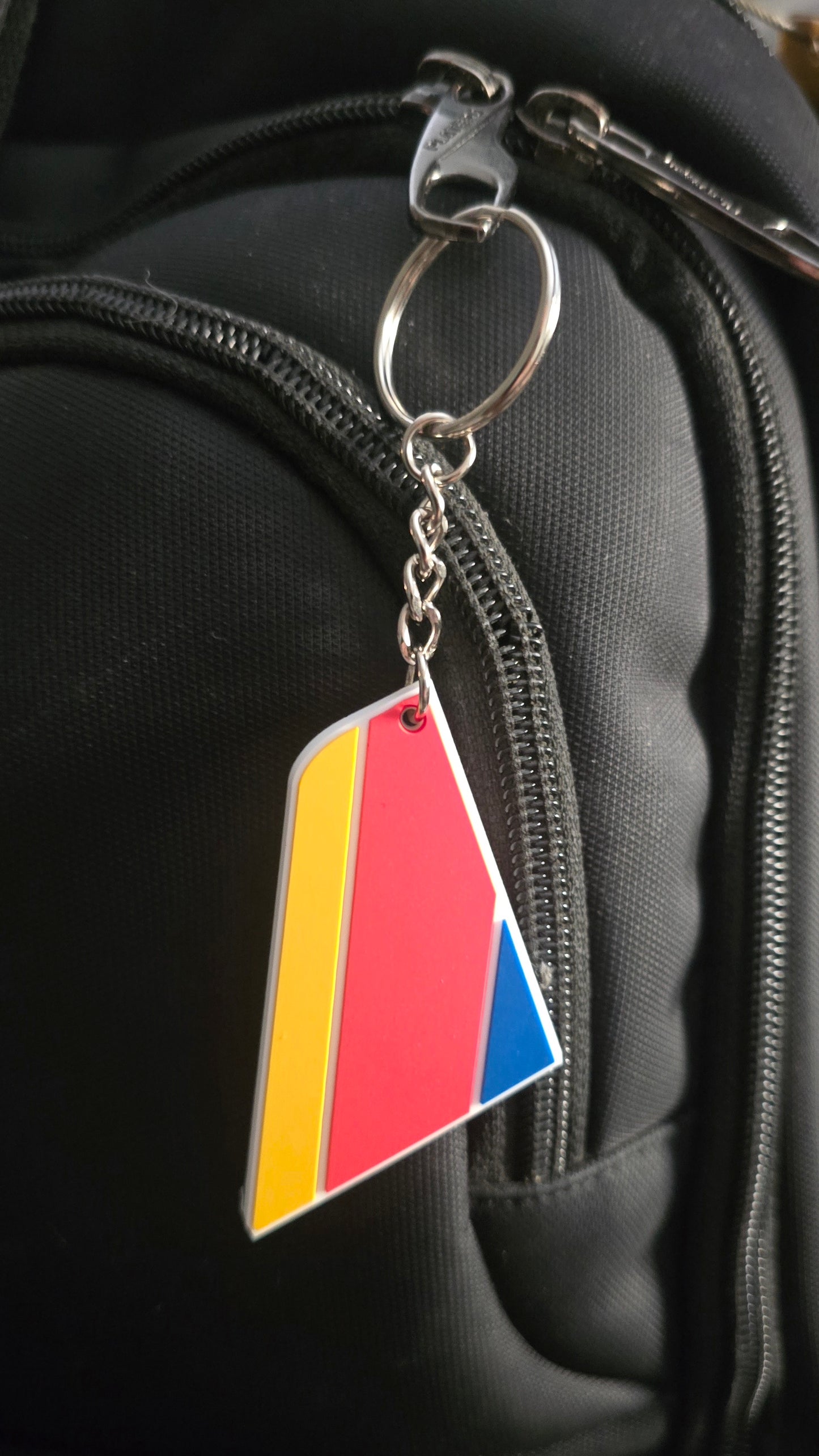 SWA TAIL KEYCHAIN