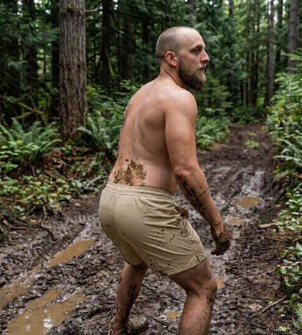 "DEAD INSIDE, BUT STILL HORNY" Shorts
