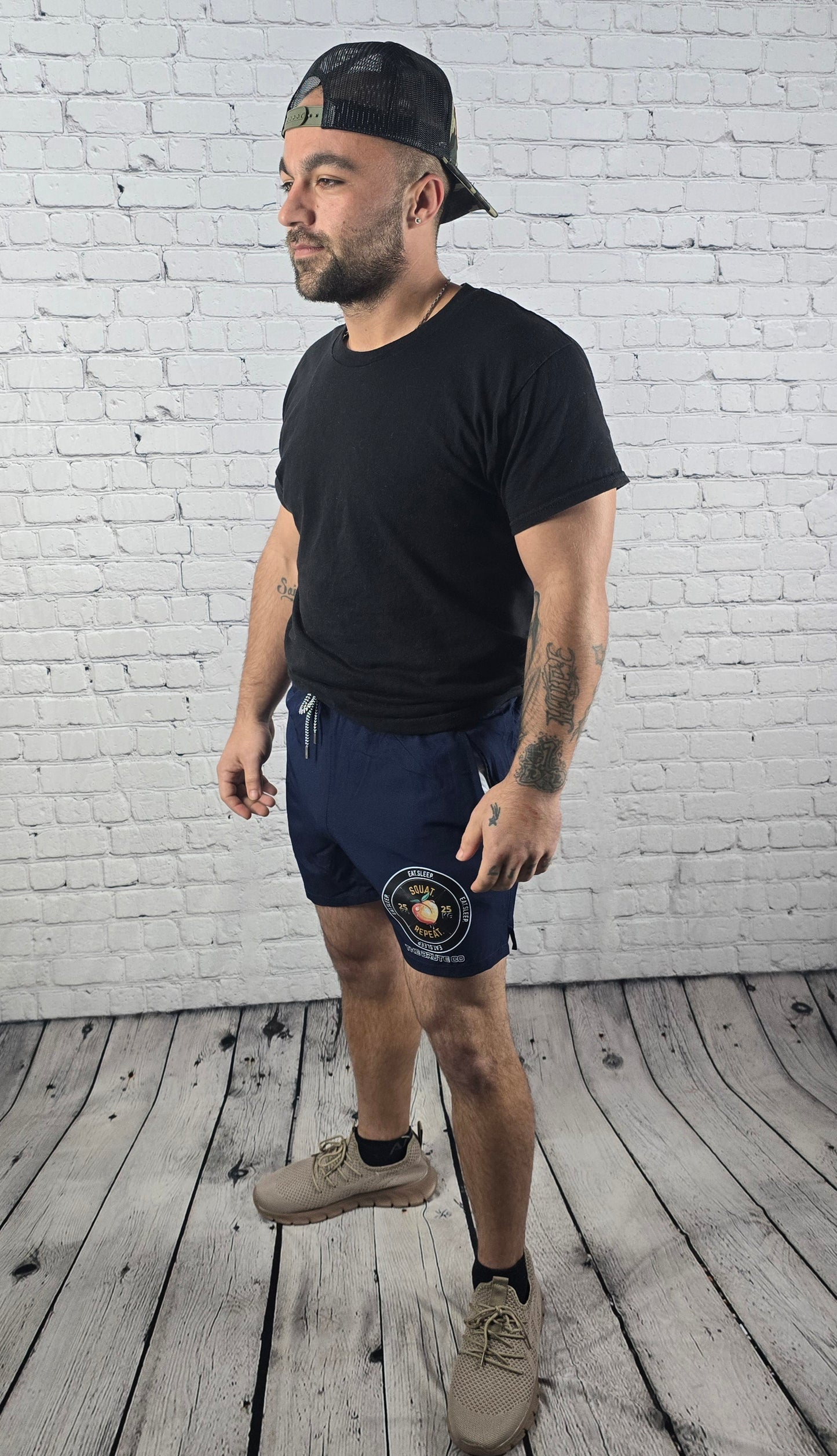 "SQUAT REPEAT PEACH" Shorts